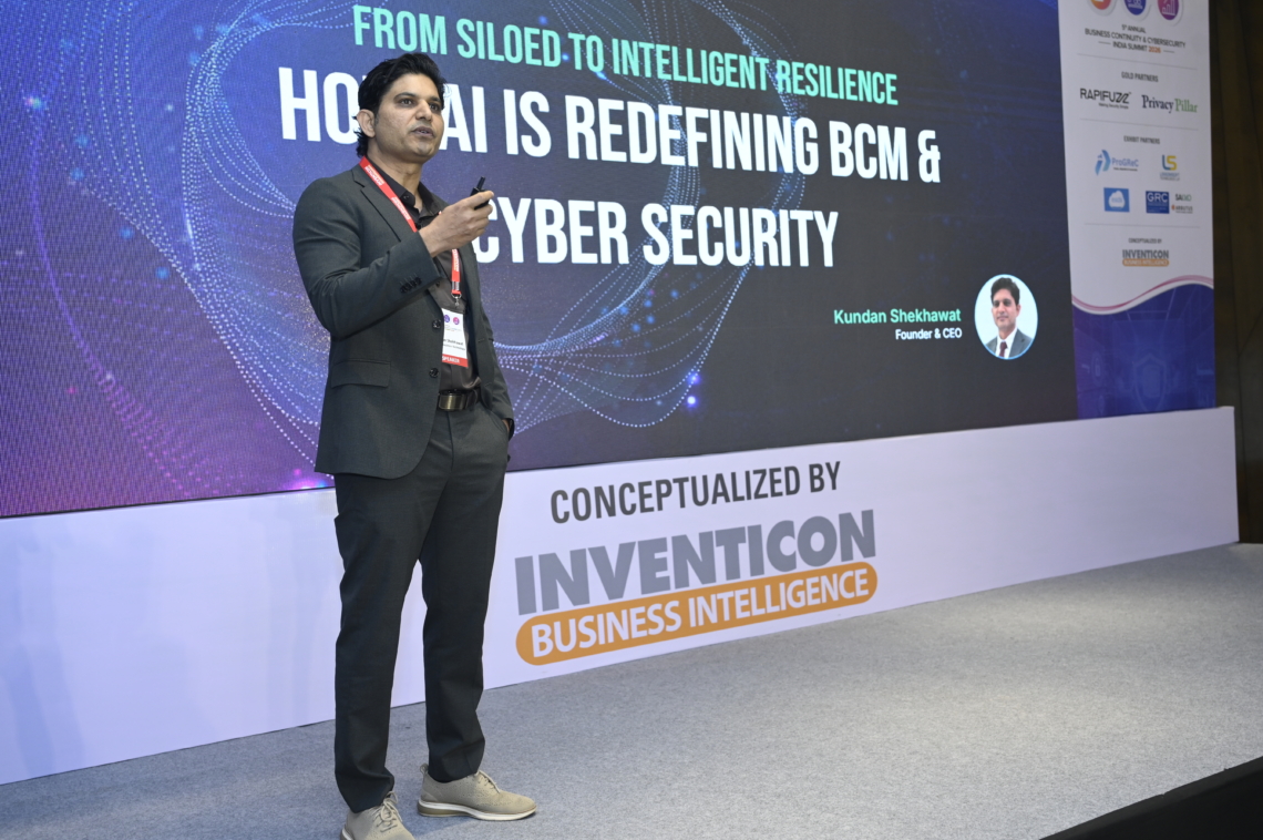 Kundan Shekhawat on stage