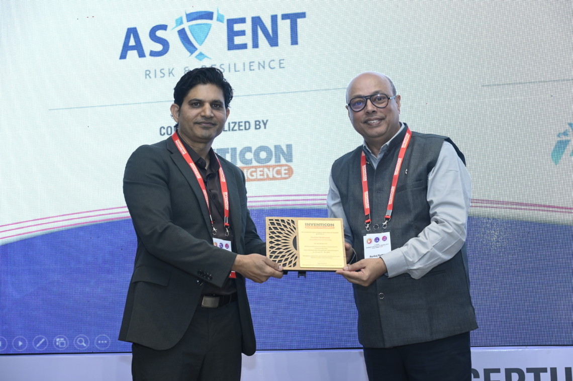 Kundan Shekhawat Receiving the award