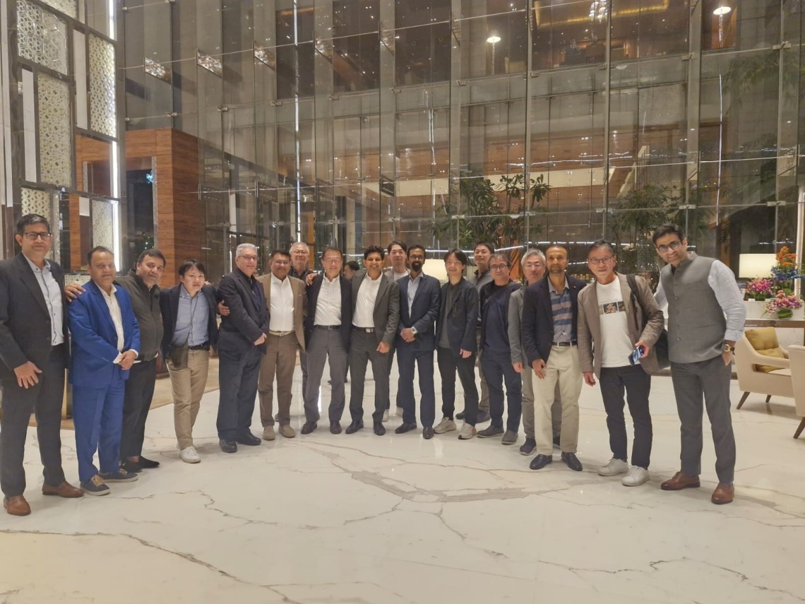 The cultural evening ended with a warm dinner